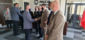 uczestnicy uroczystości wręczenia medali