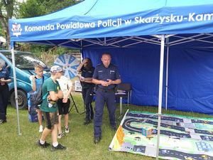 policjanci podczas działań