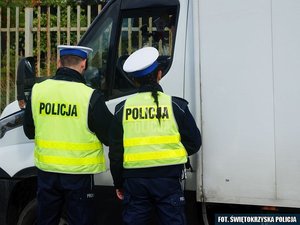 policjanci podczas działań