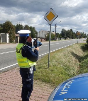 policjanci podczas działań