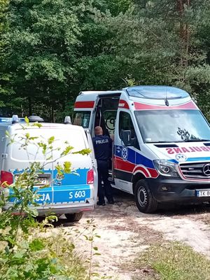 policjanci i zaginiony