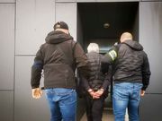 policjanci i zatrzymany